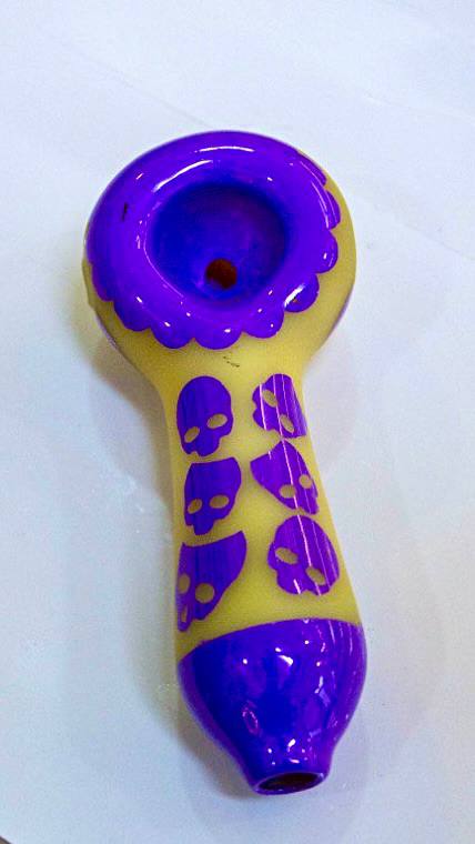 Tẩu thủy tinh Skull Skull Pipe